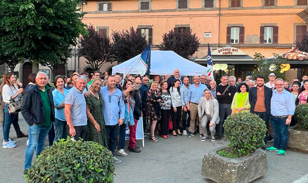  Bagno di folla per Guido Crosetto a sostegno di Laura Allegrini sindaco
